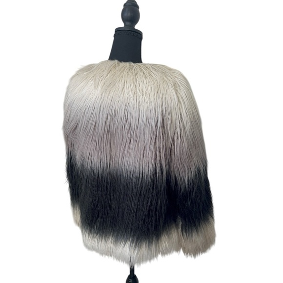 Faux fur coat - size M - Picture 12 of 12